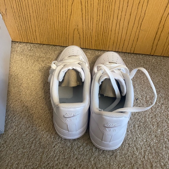 Nike Air Force one shoes - Picture 7 of 10